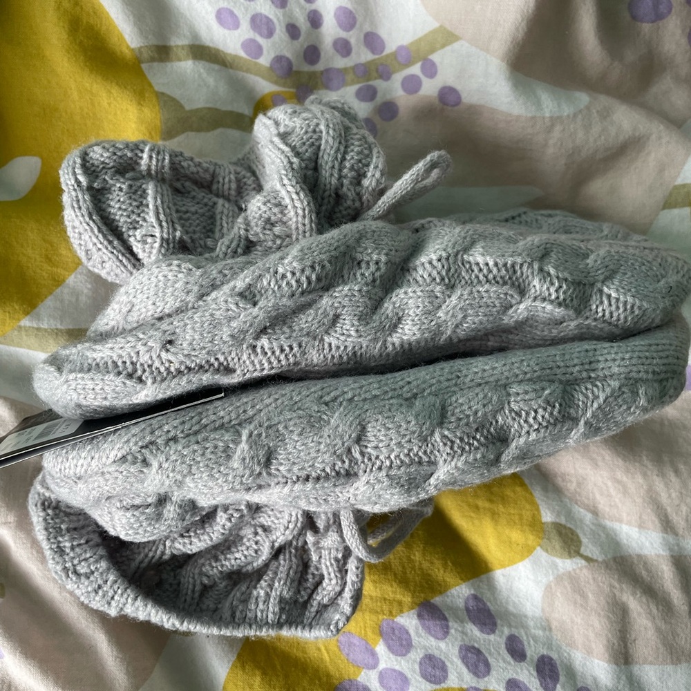 Cozy Gray Cable Knit Slippers